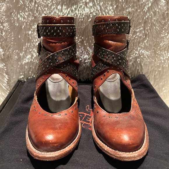 Freebird Saphire Booties - Picture 2 of 9